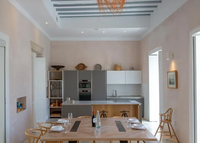 Casa Plaza San Antonio كاديز