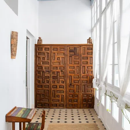 Casa Plaza San Antonio Cadiz